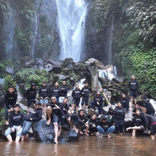 Hiking ke Curug